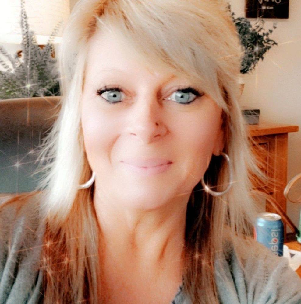 Meet your Posher, Linda